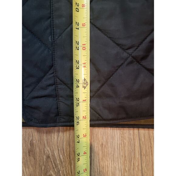 J Crew Quilted Vest Women's Sz Medium Outdoor Camping Layered Black Green - Picture 7 of 9